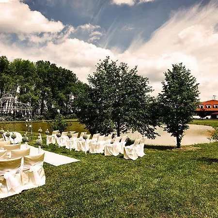 Hotel Prachárna Park