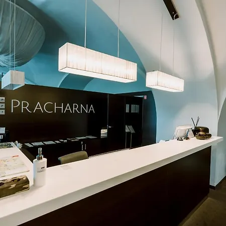 Pracharna Park أولوموك