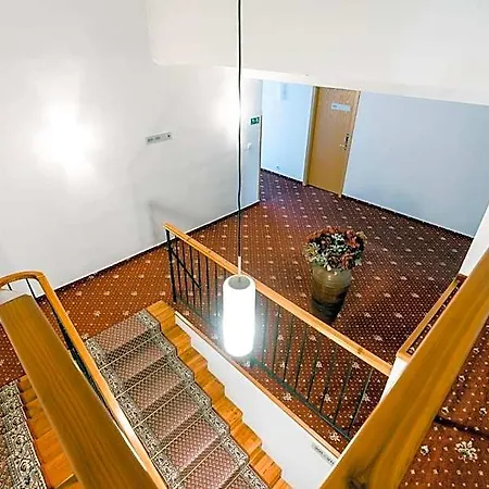 Hotel Prachárna Park 4*