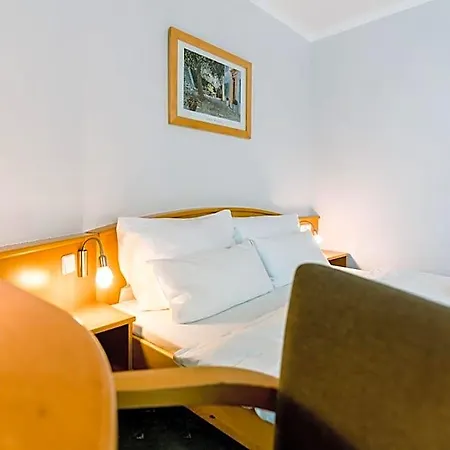 Hotel Prachárna Park 4*