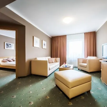 Pracharna Park 4* Όλομουτς